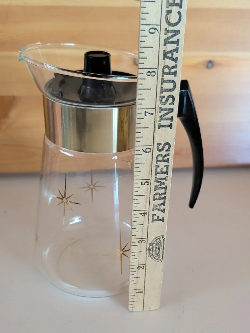 VTG. Pyrex, Heat Proof Gold-Trim Glass Coffee Carafe with Black Handle.